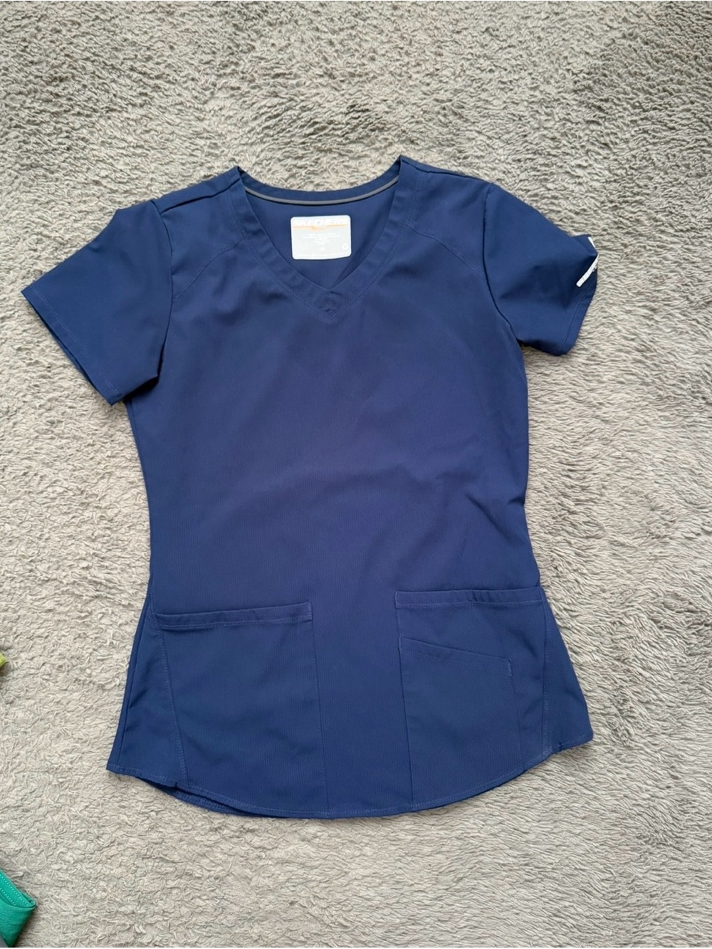 Skechers by Barco Women’s Navy Blue V-Neck Scrub Top Size XS